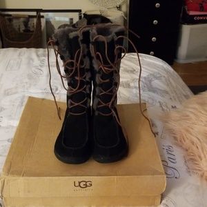 Ugg Uptown